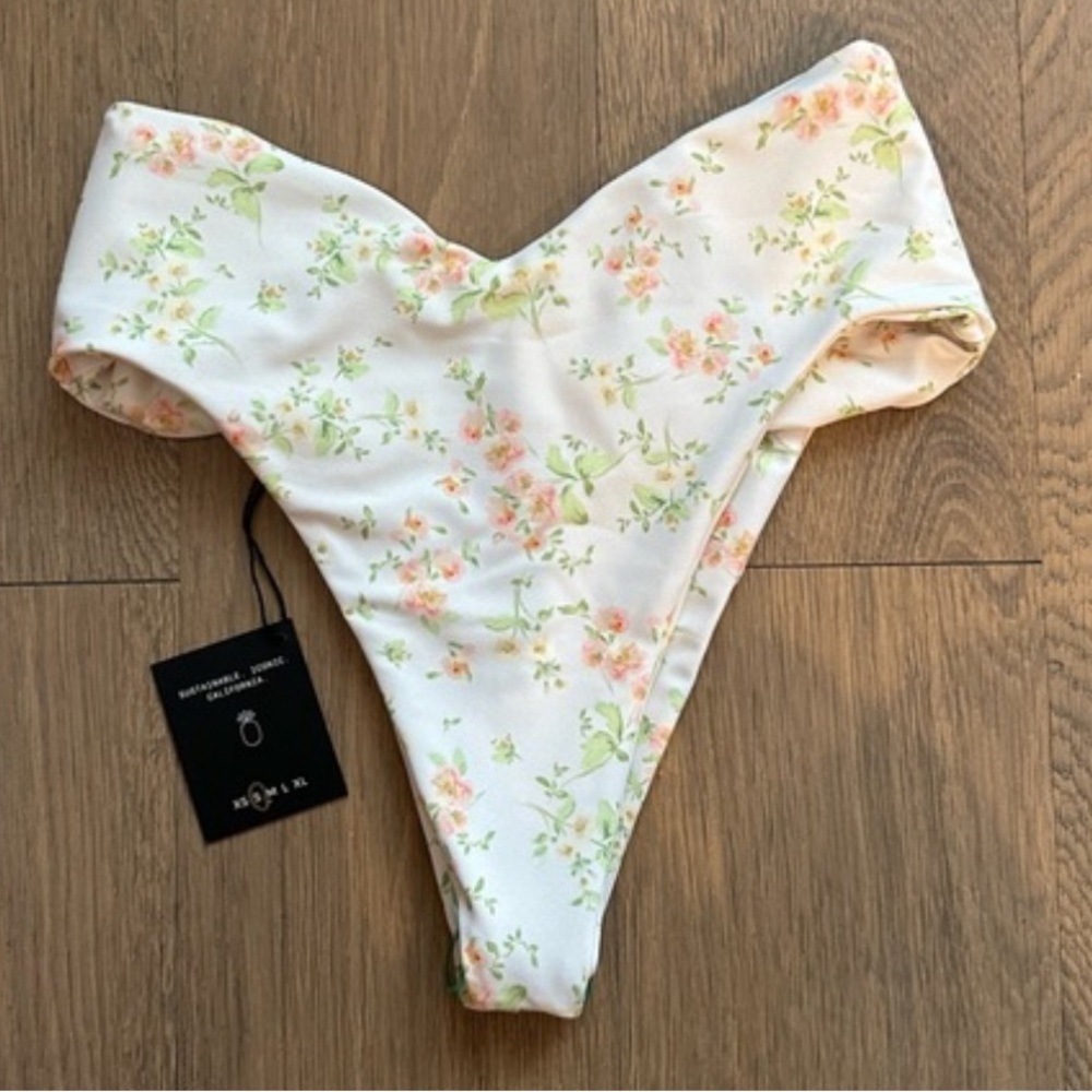 ISO Naples XL